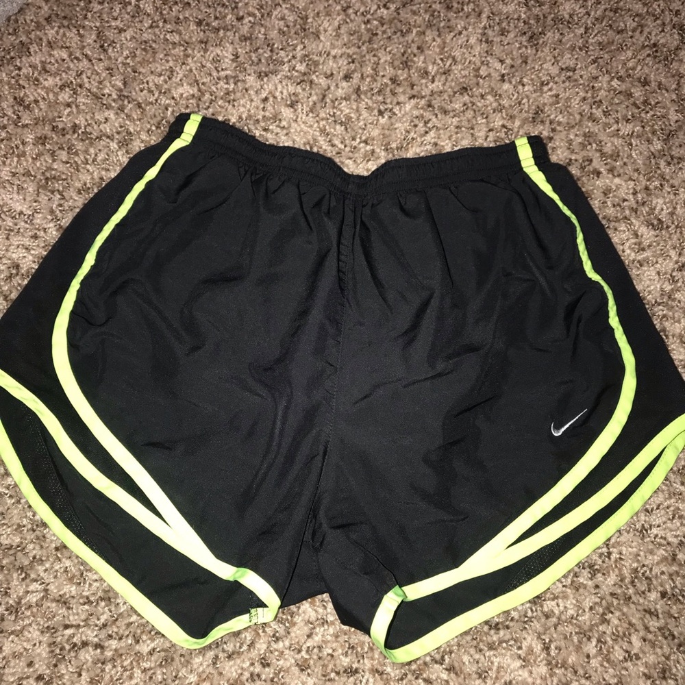 Nike short
